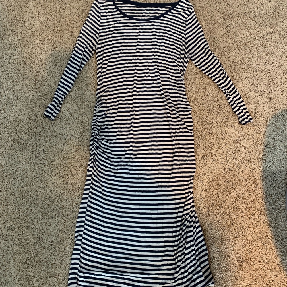 Liz Lange Striped Long Sleeve Dress in Navy and White